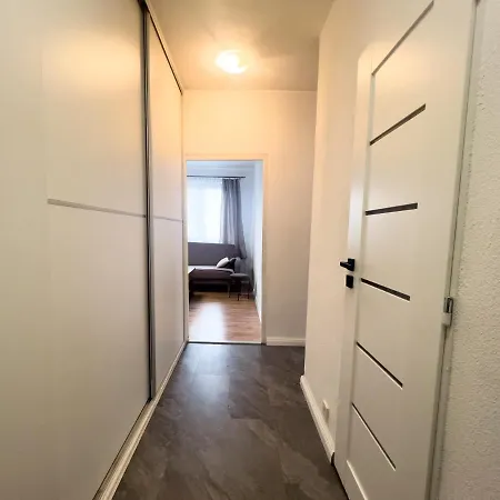 Lumi Apartman 日利纳
